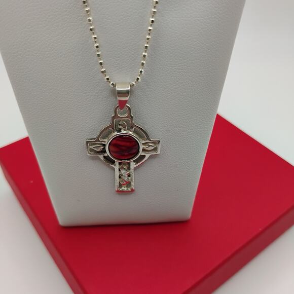 Heathergem Celtic Cross in Sterling Silver on 20-inch Ball Chain - Picture 3 of 6